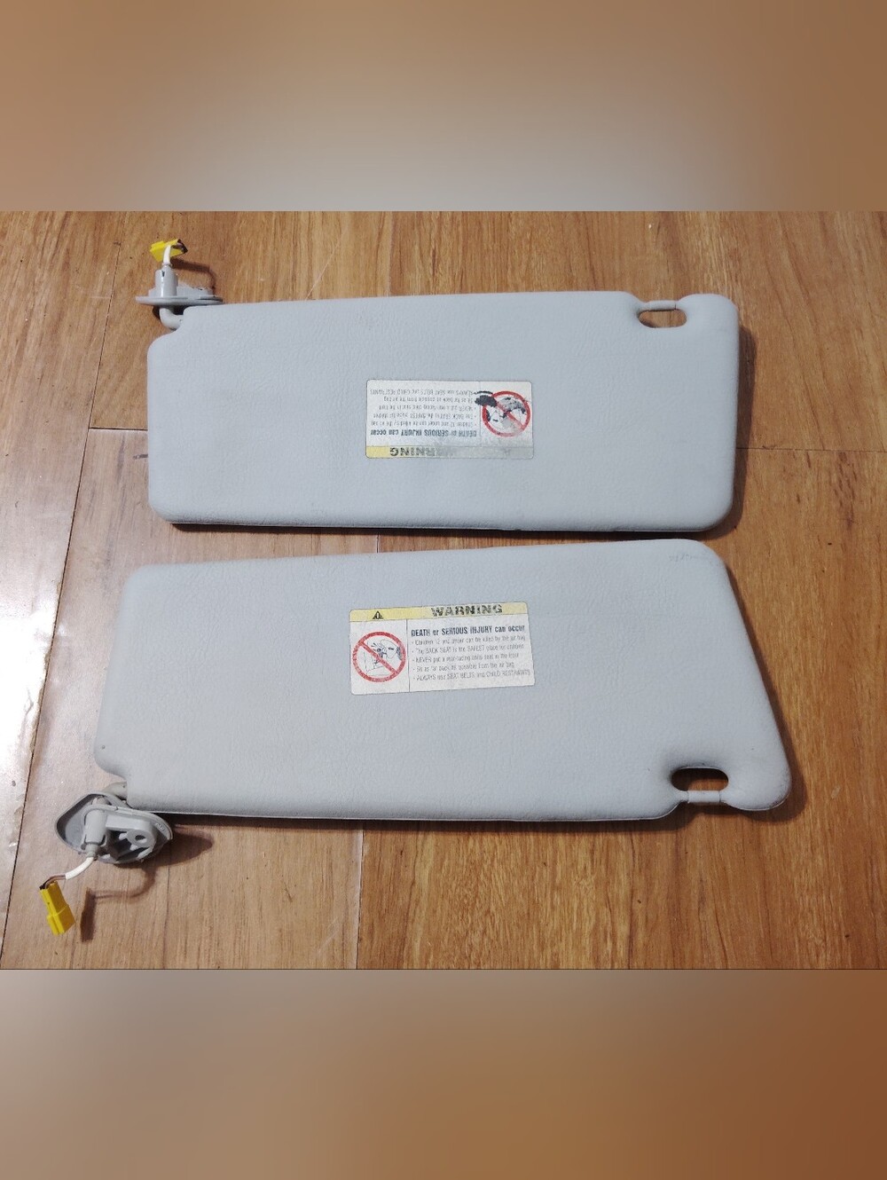 BMW 5 Series 1998-2003 Sun Visor Pair Set Gray OEM